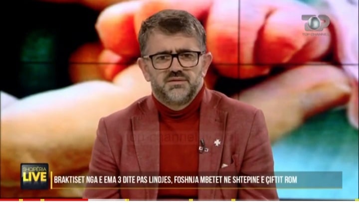 Historia e pazakontë e çiftit rom në Lezhë, ish-deputeti Ndocaj, si gjithnjë human: Mbështetja ime do jetë e vazhdueshme, shteti duhet të jetë i dobishëm, pasi shoqëria shqiptare gjendet në vështirësi të mëdha