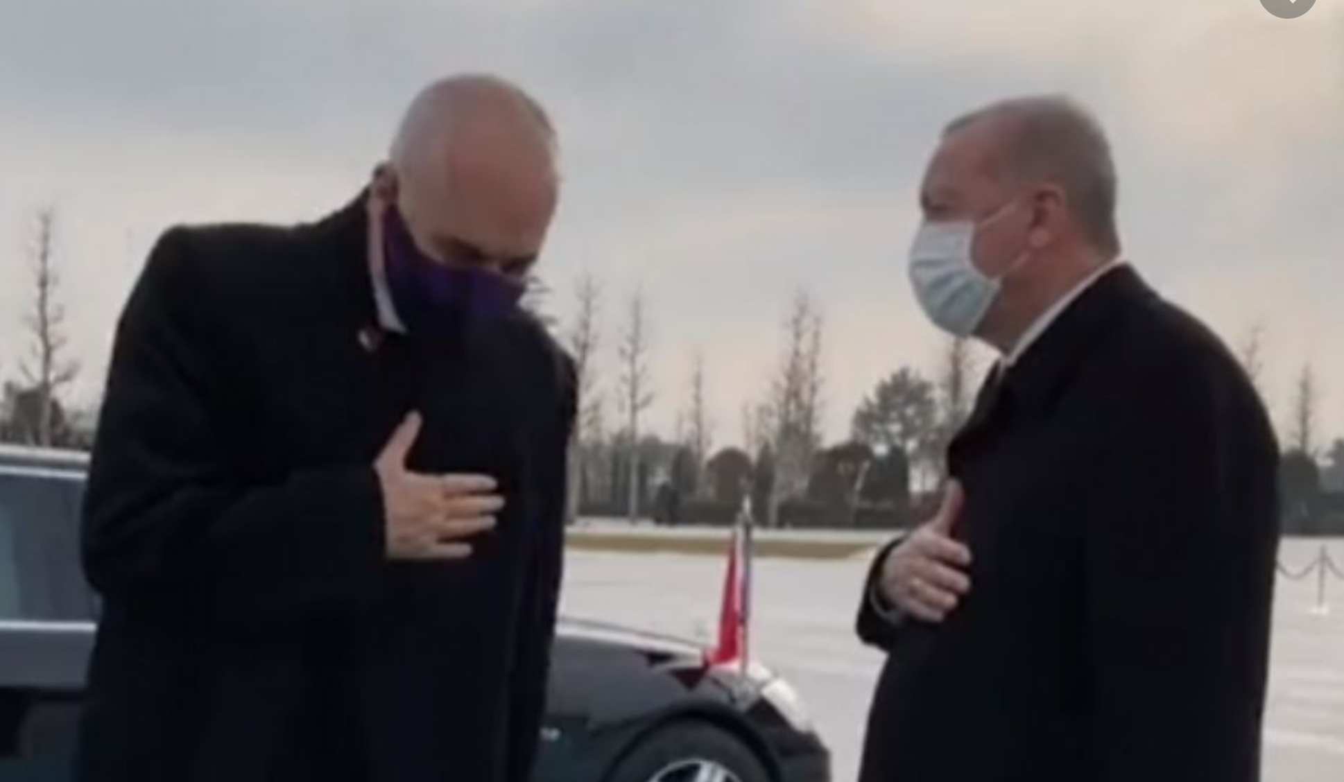 Takimet e Edi Ramës me “sulltanin”, gjuha turke së shpejti në shkollat shqiptare (vendimi)