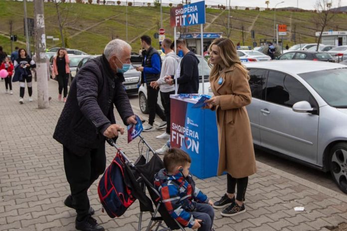 Lediana Fratari i përgjigjet Ramës: Largimi i të rinjve nuk është mëkat, por një dramë!