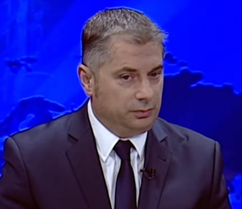 Rama nën patronazhin politik të Vuçiç!