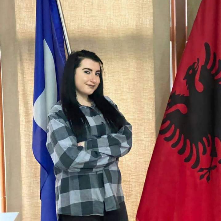 Thirrja e studentes, Klea Spaho: Peshojeni votën tuaj, ajo vret më shume se plumbi!