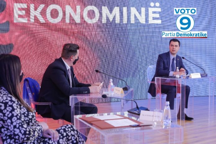 Basha marrëveshje me fasonët: Taksë e sheshtë 9%, sigurime shoqërore 18%, heqje e taksës Rama mbi karburantet 240 lek/litër