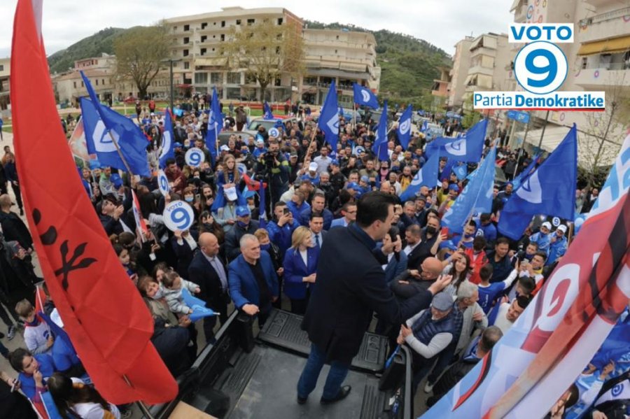 Basha në ndalesën e dytë të turit Jug-Veri: Nuk ka asnjë bashkëpunim me Edi Ramën!