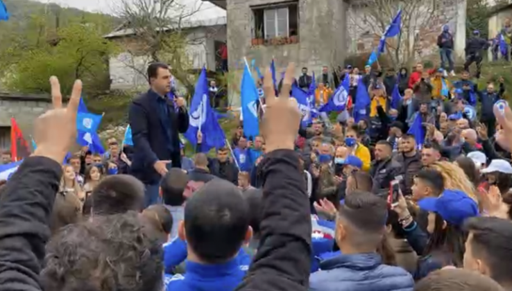 Basha thirrje socialistëve: Bashkohuni në marshimin tonë drejt ndryshimit…të bëhemi bashkë të gjithë…