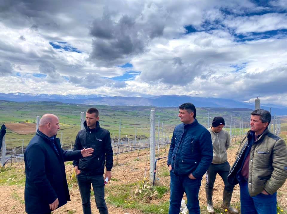 Lefter Gështenja: T’i kthejmë zonat rurale, në faktorë zhvillimi