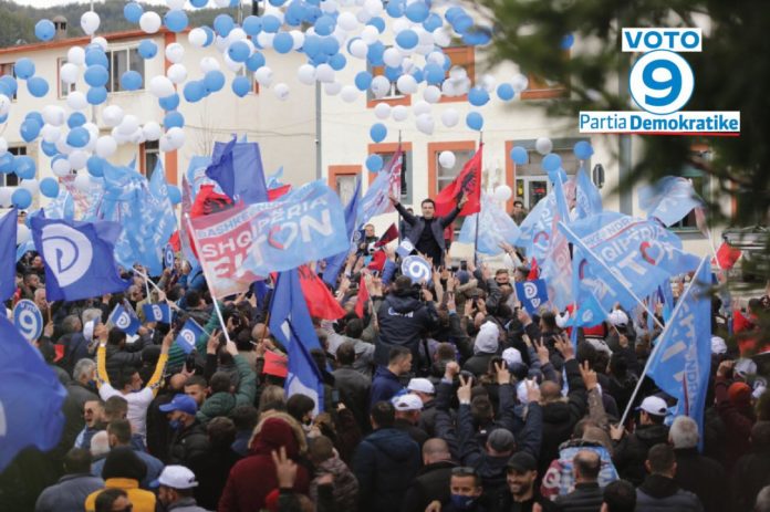 Puka si kurrë më parë për ndryshimin, Basha: Zgjedhje vendimtare, votoni masivisht numrin 9