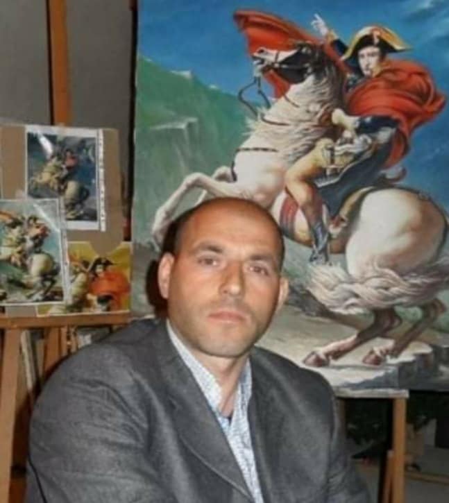 ARTISTI PIRRO PJETËRNIKAJ, NË TOP LISTËN E ARTISTËVE SHQIPTARË