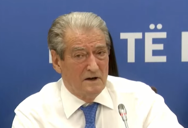 Sali Berisha: Sot është një ditë fatkeqësie për Shqipërinë