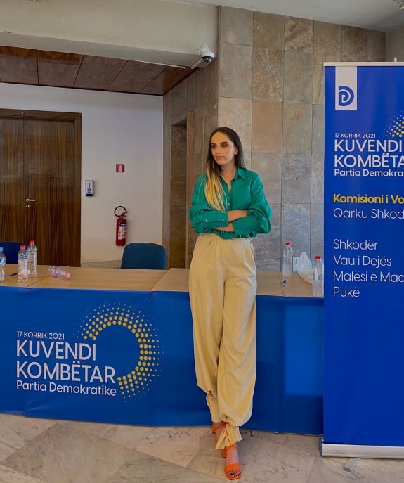 Talluni, luani me studentët!