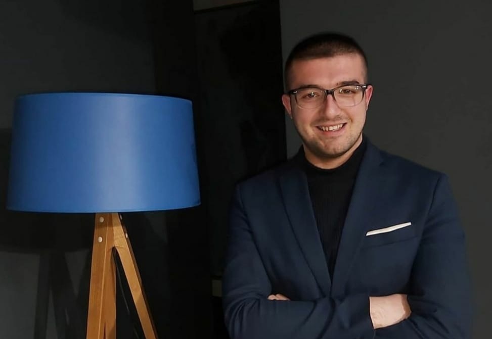 Nga Edon Kuqi: Nga krizat “imagjinare” tek varfëria reale!