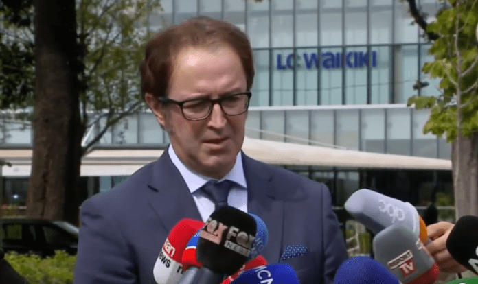 Alizoti i përgjigjet Ramës: Je pinjoll i xhelatit! Partia e Punës është Kristaq Rama dhe Spiro Koleka