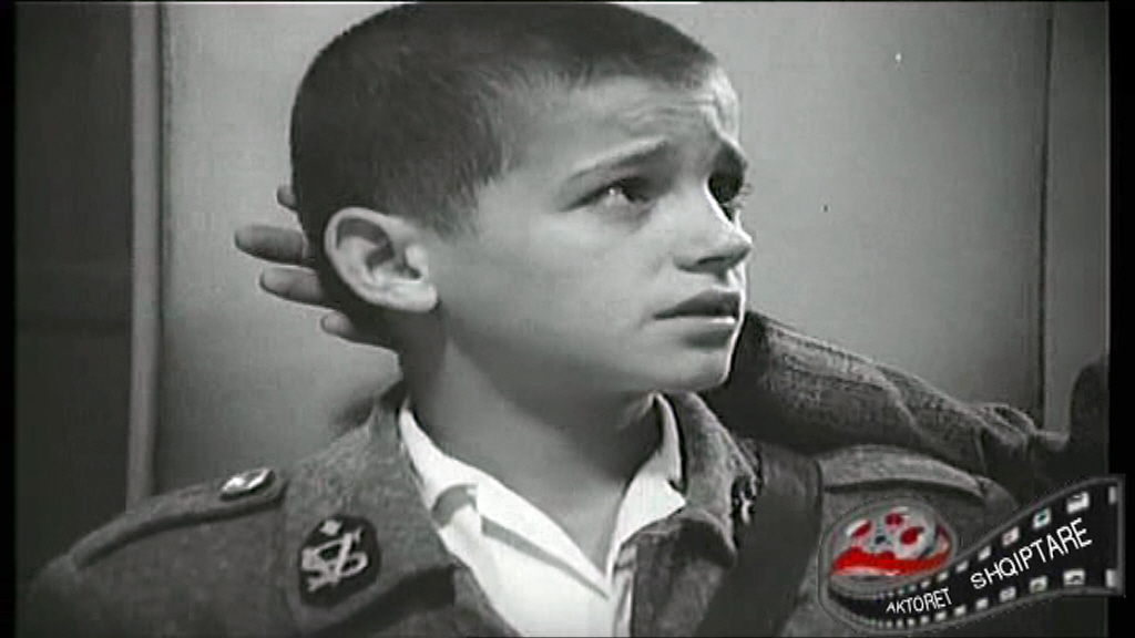 “Lulëkuqet mbi mure”, ja si u ndërtua dhe u xhirua filmi i njohur