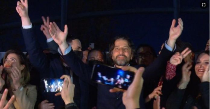 Flet fituesi i Prishtinës: Luftën e kam me kaosin urban, Kurtin do ta ftoj në zyrë