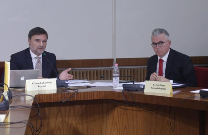 Zbardhet lista e ministrave, kryebashkiakëve dhe drejtorëve që rrezikojnë ndjekjen penale, Alibeaj: Do të zbatojmë ligjin!