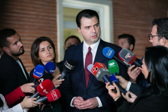 Basha-Berishës: Nuk i kishe firmat dhe nuk i dorëzove te organet statutore