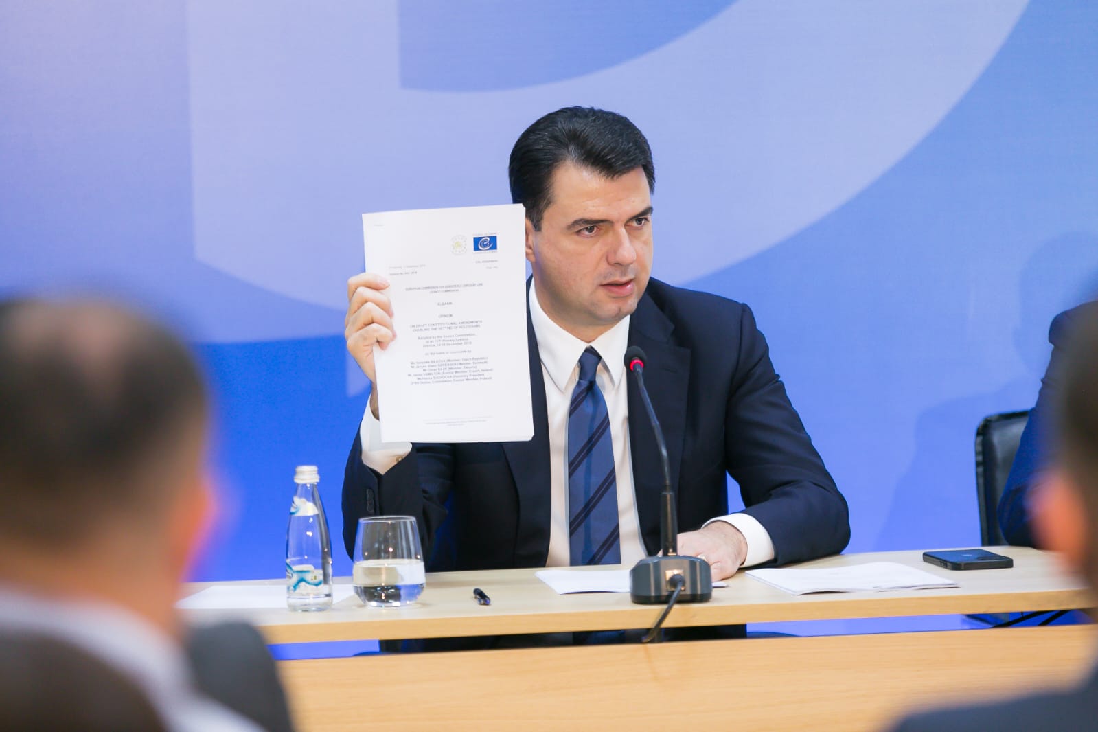 Basha u drejtohet demokrateve: Kemi vetem 2 zgjidhje: ose te jemi parti e pranueshme oer Perendimin, ose shpallemi parti non grata