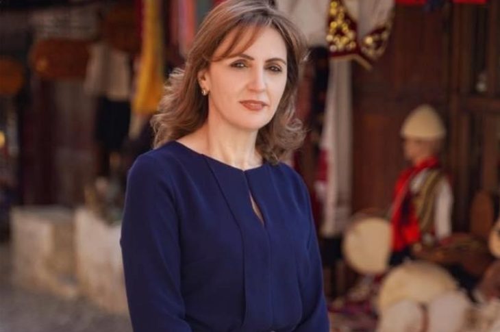 “Mbështet Foltoren”, deputetja e PD përgënjeshtron zëdhënësen e Berishës: Nuk refuzoj ftesën e asnjë demokrati, por jam me parimin “Një parti, një Kuvend”