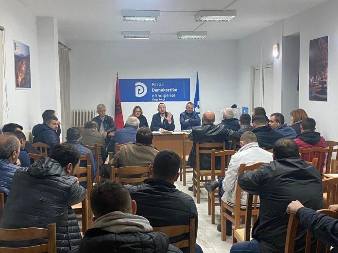Salianji mbledh degët e PD Korçë dhe Maliq: 100% e anëtareve të Keshillit Kombëtar të zgjedhur dhe 83% e kryesive të degëve mbështetje Kuvendit bashkues të 18 Dhjetorit