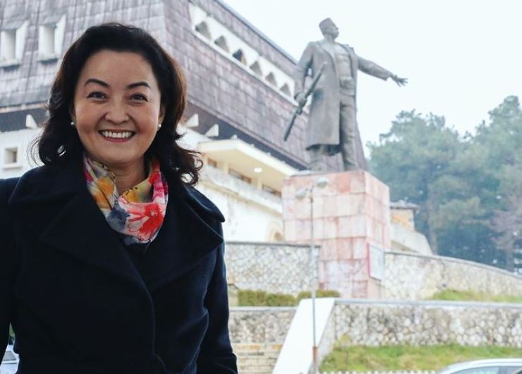 Yuri Kim nga Tropoja: Të zgjedhim të ardhmen në vend të së shkuarës