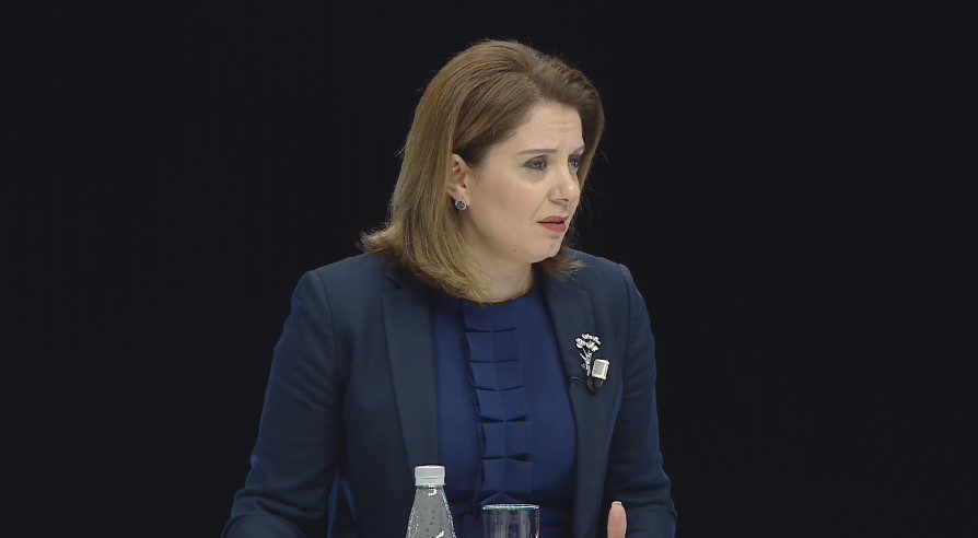 Flet Oriola Pampuri: Shkarkimi i Bashës? Pas 4 vitesh bëhen zgjedhjet për kryetar në PD