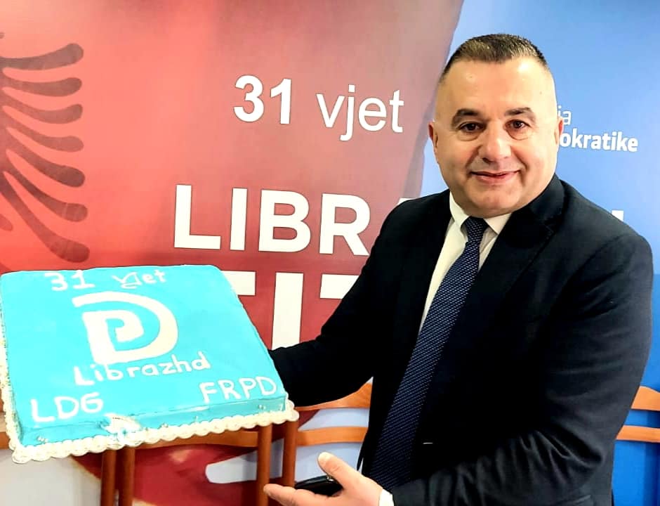 31 vjetori i PD, Librazhd, apeli i kryetarit Vreto: Të mësojmë nga gabimet dhe të rigjenerohemi pa grabitqarët, zullumqarët dhe xhepistët, vetëm kështu jemi alternativë konkrete