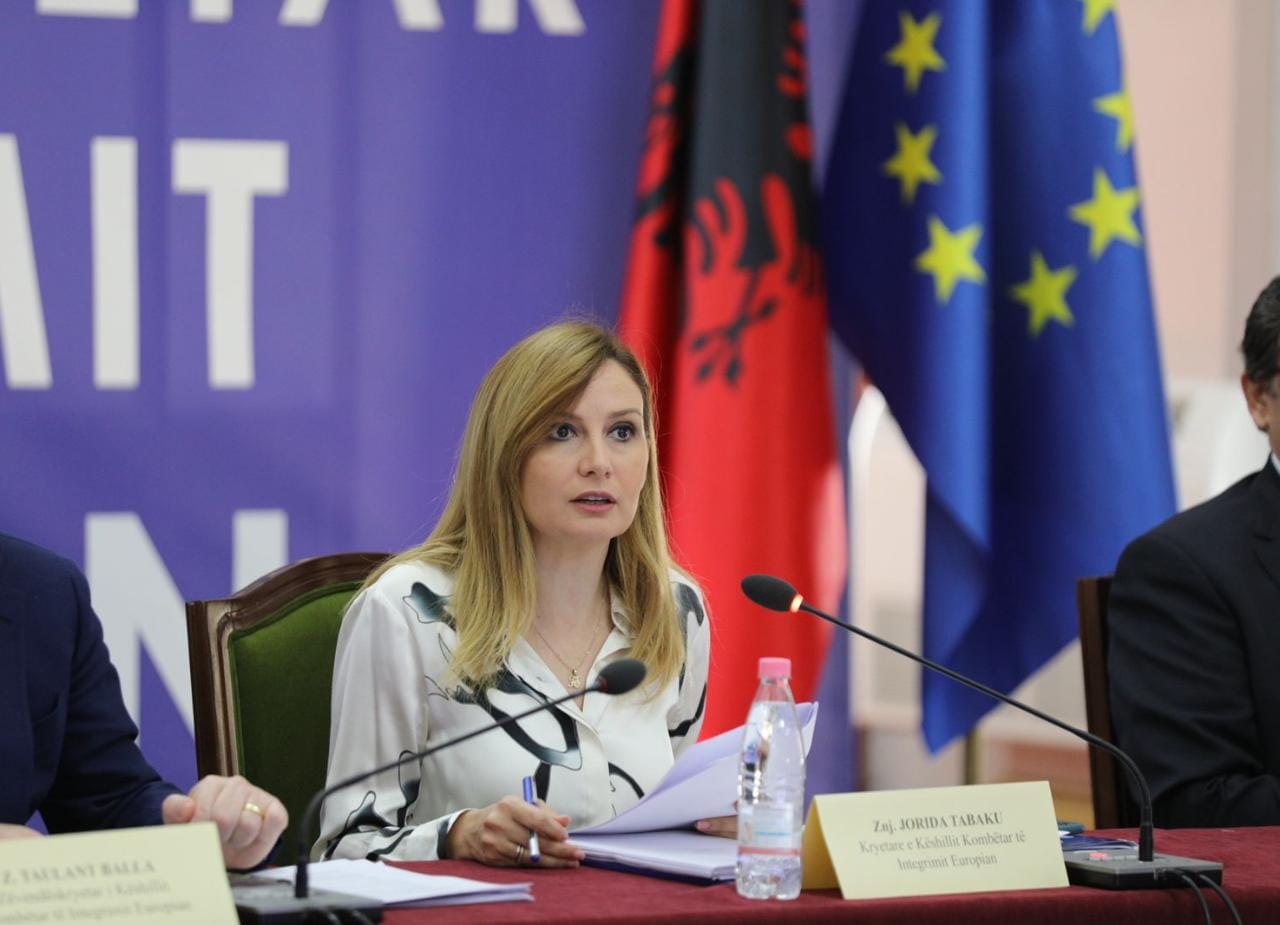 Tabaku: Qeveria po fshihet pas vetos bullgare, asnjë progres për luftën ndaj korrupsionit