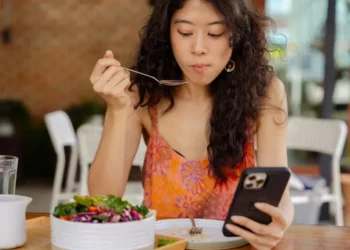 Sjelljet e thjeshta që e bëjnë një person të duket toksik