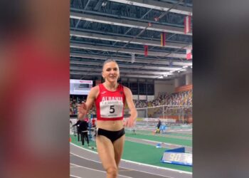 Luiza Gega merr dy të arta në Stamboll