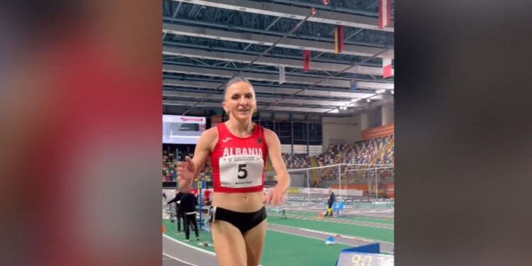 Luiza Gega merr dy të arta në Stamboll