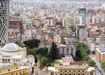 Popullsia zhvendoset në Tiranë e Durrës, papunësia shpopullon gjithë qytetet e vendit
