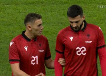 Mbyllet në barazim pa gola pjesa e parë Suedi-Shqipëri (Ndeshja minutë pas minute)