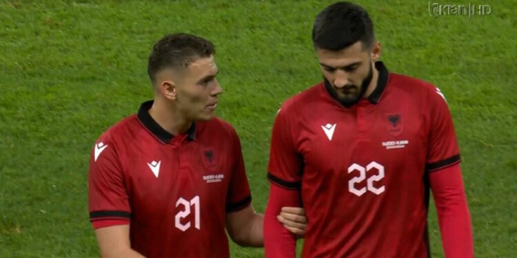 Mbyllet në barazim pa gola pjesa e parë Suedi-Shqipëri (Ndeshja minutë pas minute)