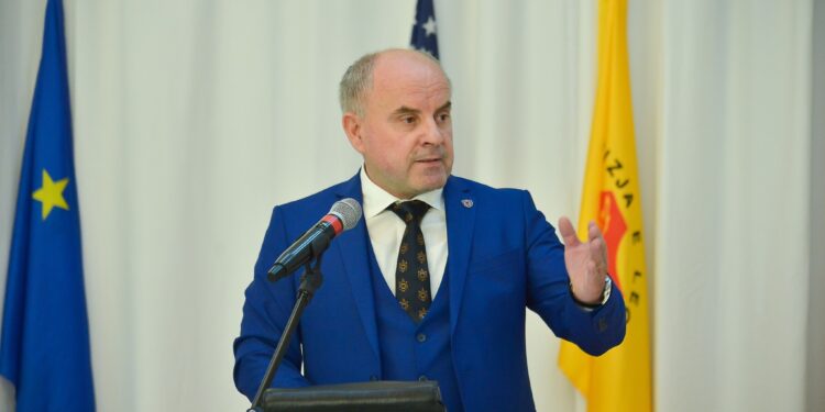 DEKLARATA/ Kryelegalisti Axhami: Drafti i PS thjeshtë tymnajë për gjoja Reformë Zgjedhore!