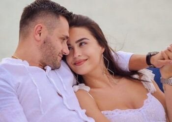 Xhensila Myrtezaj konfirmon ndarjen nga Bes Kallaku?