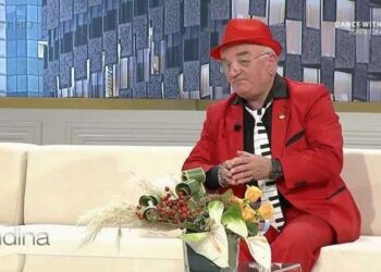 Njihuni me burrin që VISHET më bukur! Profesori nga Elbasani: Dua të mbahem mend gjatë për kostumet, unë dhe Rama kemi kaq shumë…