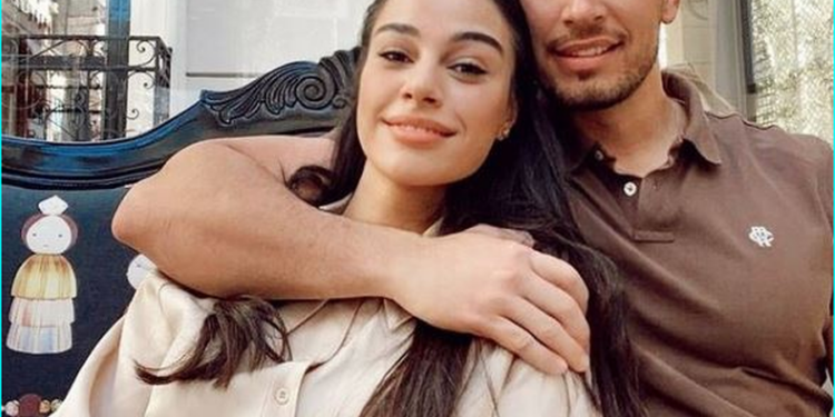 FOTO/ A ju kujtohet çifti i famshëm që u kurorëzua në “Love Story”! Ja çfarë ka ndodhur mes Meri Murrizit dhe Saimir Kasemit?