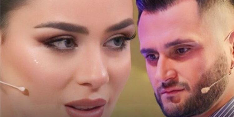 “Jemi si dy të huaj”, Bes Kallaku konfirmon ndarjen nga Xhensila: Djalin e shoh rrallë