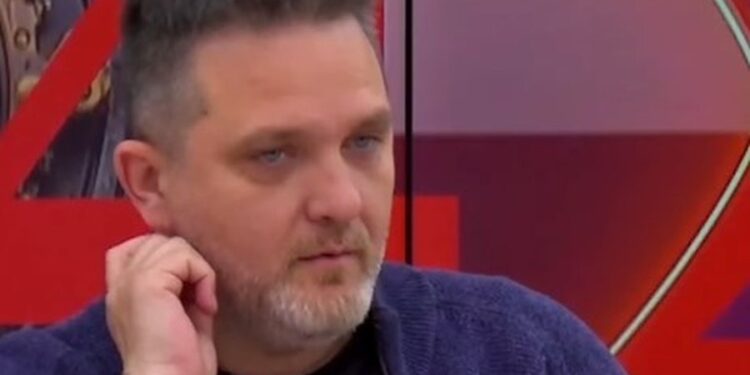 “Ç’punë ka…”Juli shfaqet i nervozuar me produksionin! Zbulohet kritika dhe pakënaqësia e tij ndaj Vëllait të Madh