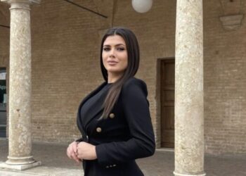 Anxhela Kola: Të rinjtë dhe politika