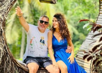 “Kështu e bëjmë ne,…”, Diola Dosti zbulon surprizën romantike nga partneri (FOTO)