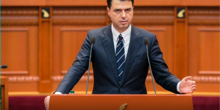 21 Janari, Basha përplaset me ministrin e Drejtësisë në Kuvend: Graduat pushkatarët!