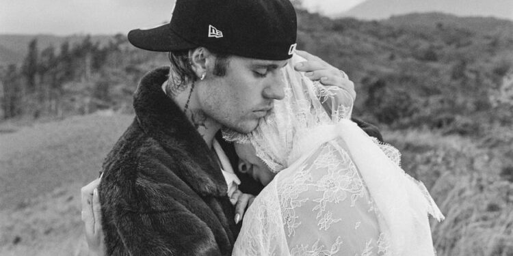 Çifti ndan FOTOT e ËMBLA! Justin dhe Hailey Bieber do të bëhen prindër për herë të parë 