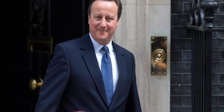 David Cameron vjen më 22 maj në Tiranë! Do të pritet nga Begaj, Rama dhe Hasani