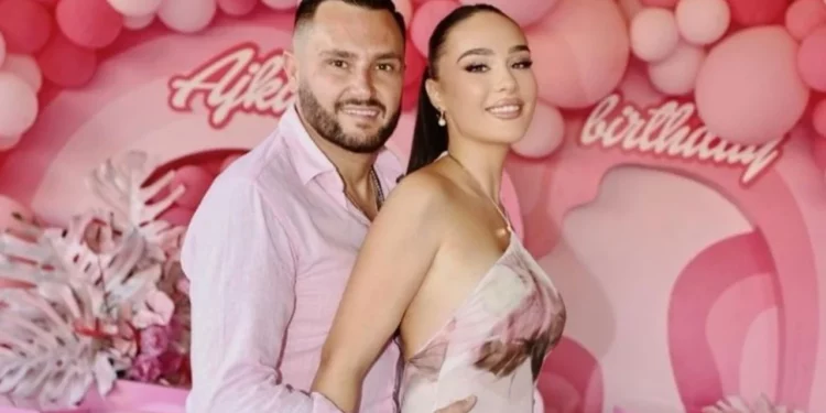 “Sa janë shtuar mashtruesit…”/ Xhensila vijon ‘thumbat’ ndaj Bes Kallakut