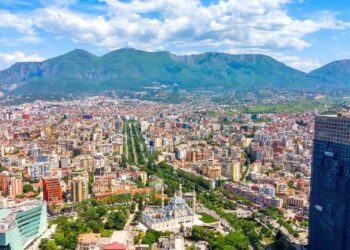 Sa persona jetojnë në një kilometër katror?