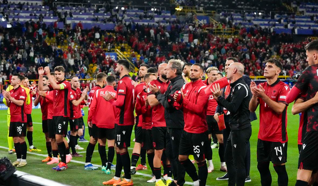 Spanja u kualifikua, por nuk heshti dot tifozat kuq e zi. Çfarë shkruan mediat botërore për Shqipërinë?