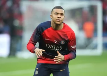 “Te PSG më dhunuan”/ Mbappe i tronditur: Nuk ja uroj askujt atë që kam kaluar