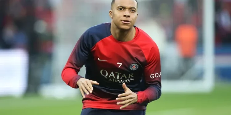 “Te PSG më dhunuan”/ Mbappe i tronditur: Nuk ja uroj askujt atë që kam kaluar