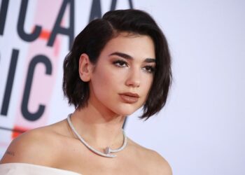 Dua Lipa nuk ndalet! Ylli shqiptar thyen një tjetër rekord, është zyrtarisht artistja e parë në histori me…
