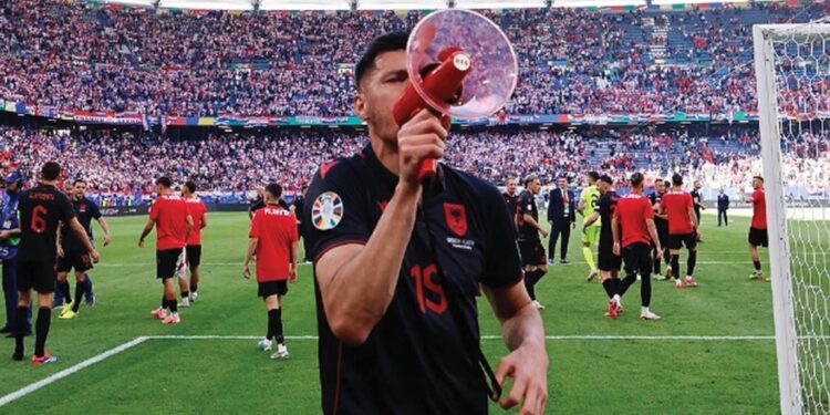 Brigada ruse kërcënon Mirlind Dakun: Nuk ta falim, më mirë mos u kthe!